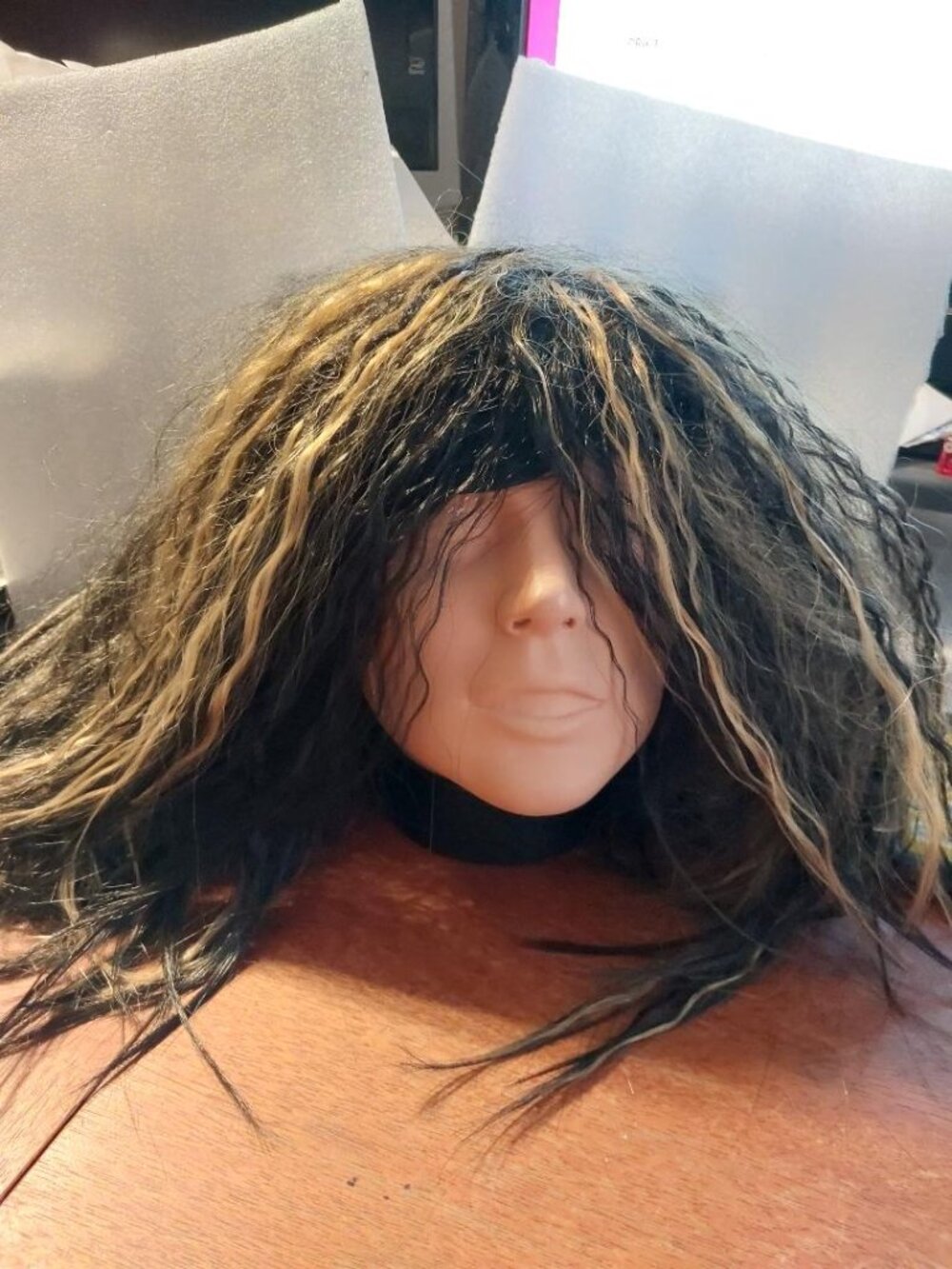 NEW ! Women Long 27 Inch Wig Black With Blonde Highlight